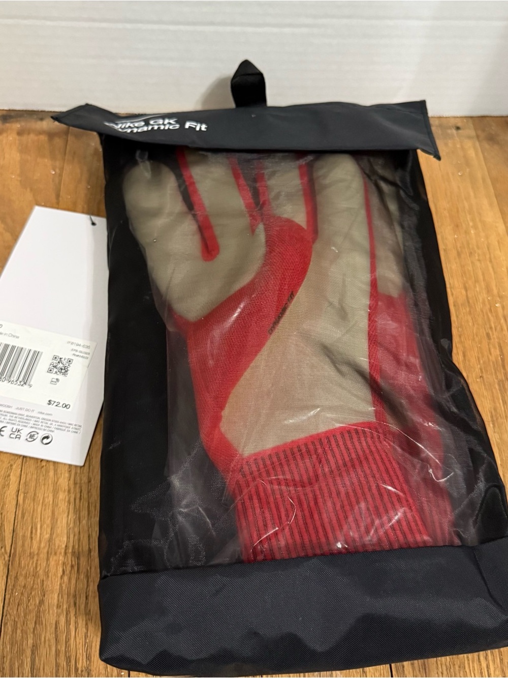 New Nike GK Dynamic Fit Soccer Goalkeeper Gloves IF8194-635 Crimson Sz 10